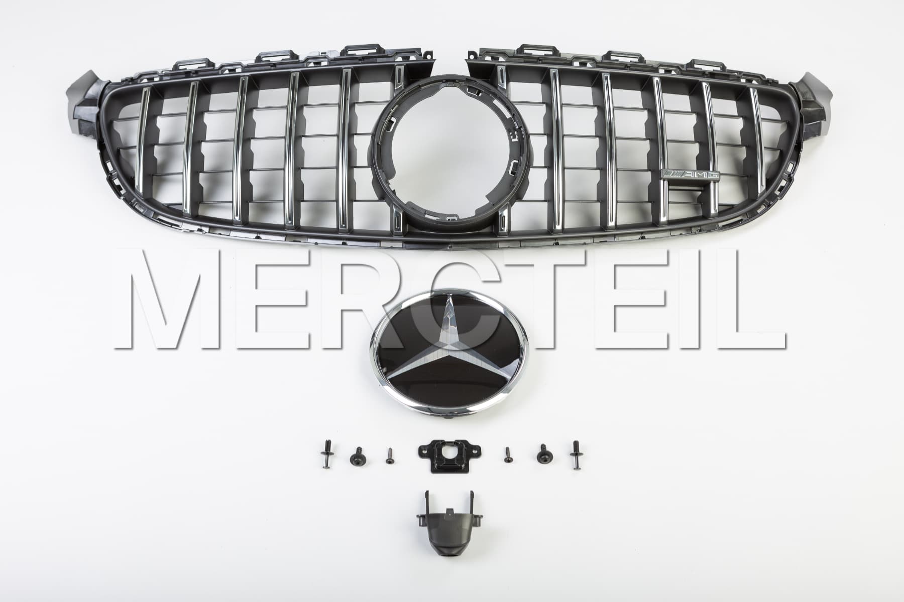 C63 AMG Facelift Panamericana Grille Genuine Mercedes AMG (part number: 	
A2058881300)