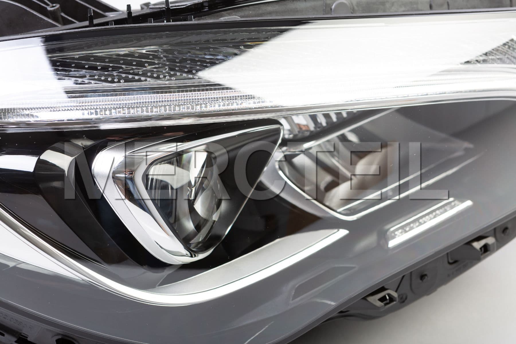 CLA Klasse LED Headlights C117 Genuine Mercedes Benz