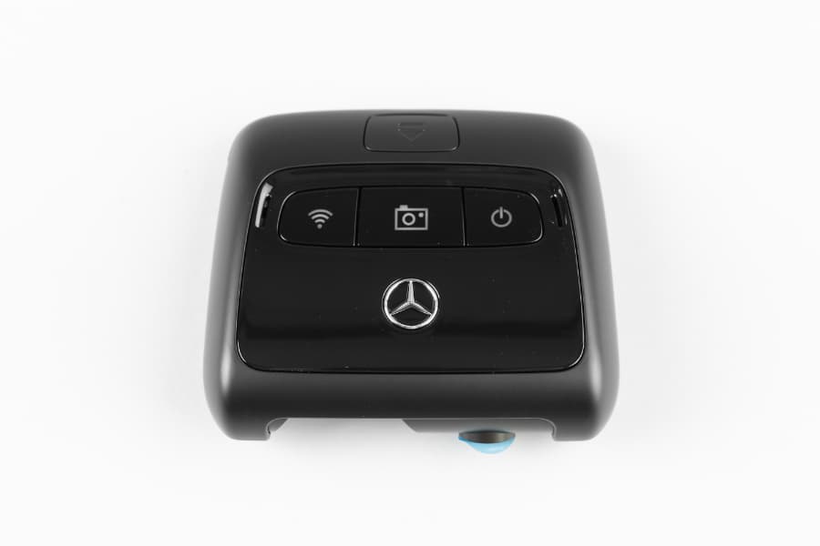 mercedes dash cam fitting