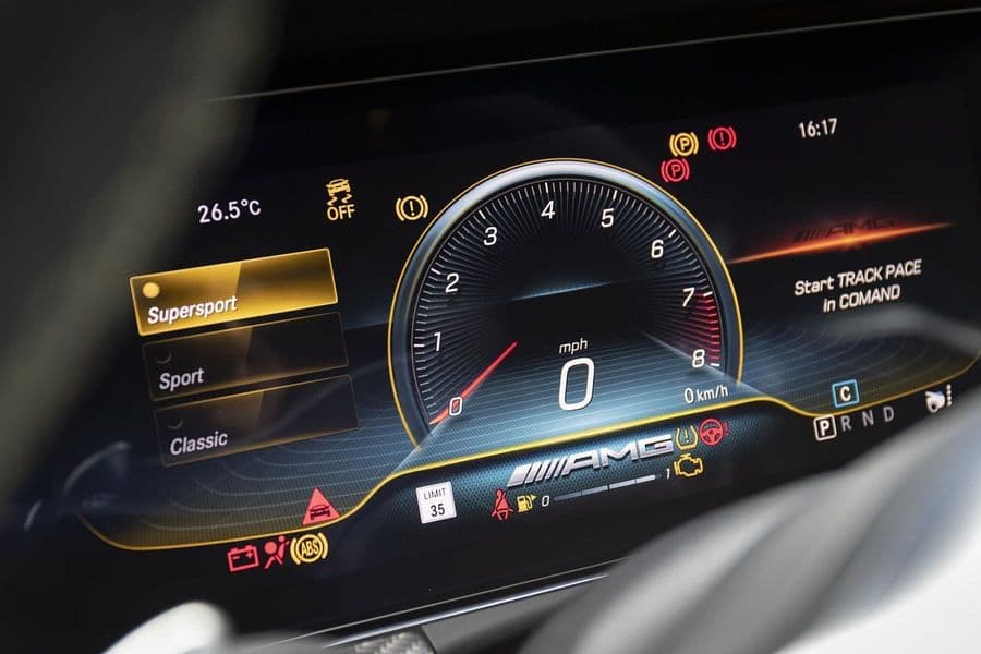 Digital Instrument Cluster for AMG GT