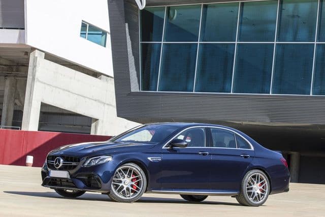 E63 AMG Red Brake System for E-Class in the blue car.