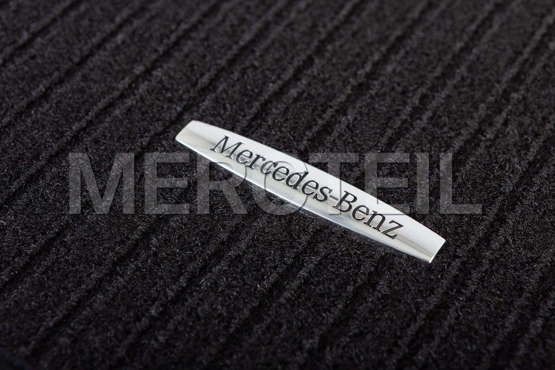 E Klasse Schwarze Veloursmatten W211 Original Mercedes Benz (Teilenummer: B66360295)