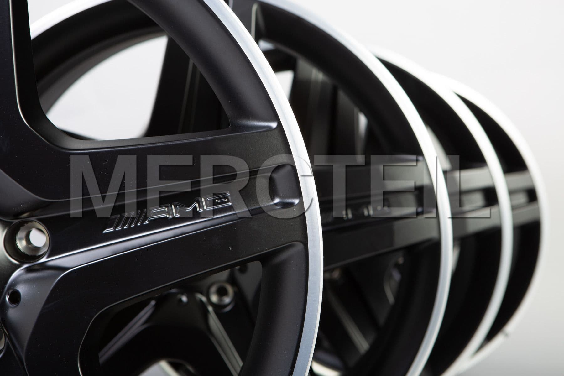 G63 AMG Classic Wheels 20 Inch Genuine Mercedes Benz (part number: B66031558)