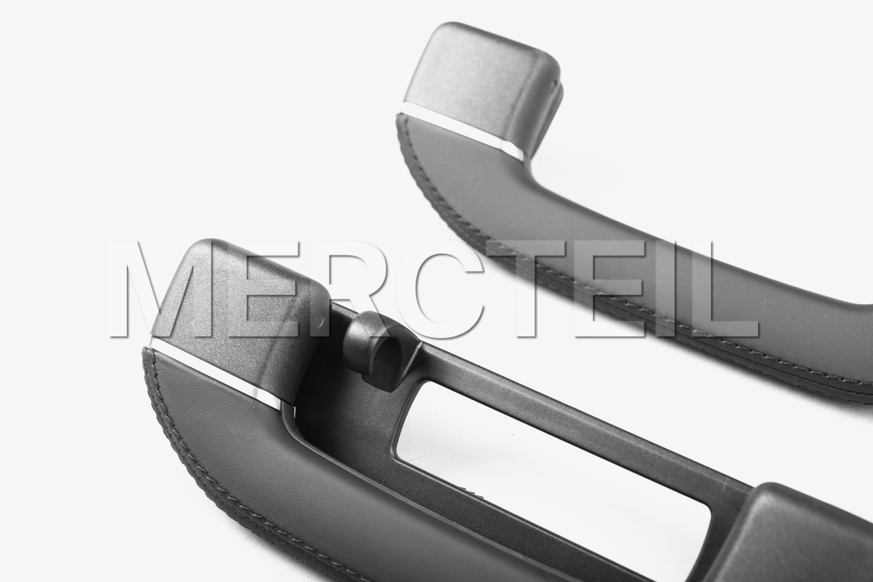 G-Class / E-Class Leather Grab Handle Set 463A / 213 Genuine Mercedes-Benz (Part number: A21381001549E38)