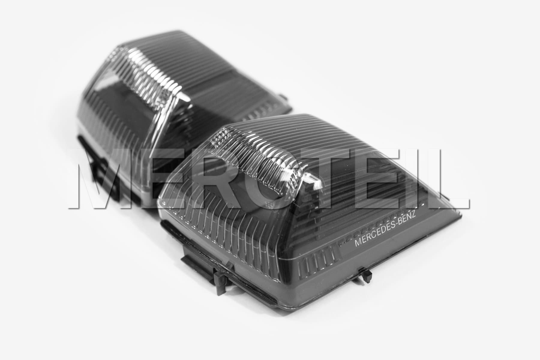 G Class Turn Lights Black Edition W464 Genuine Mercedes Benz (part number: 	
A4639063501)