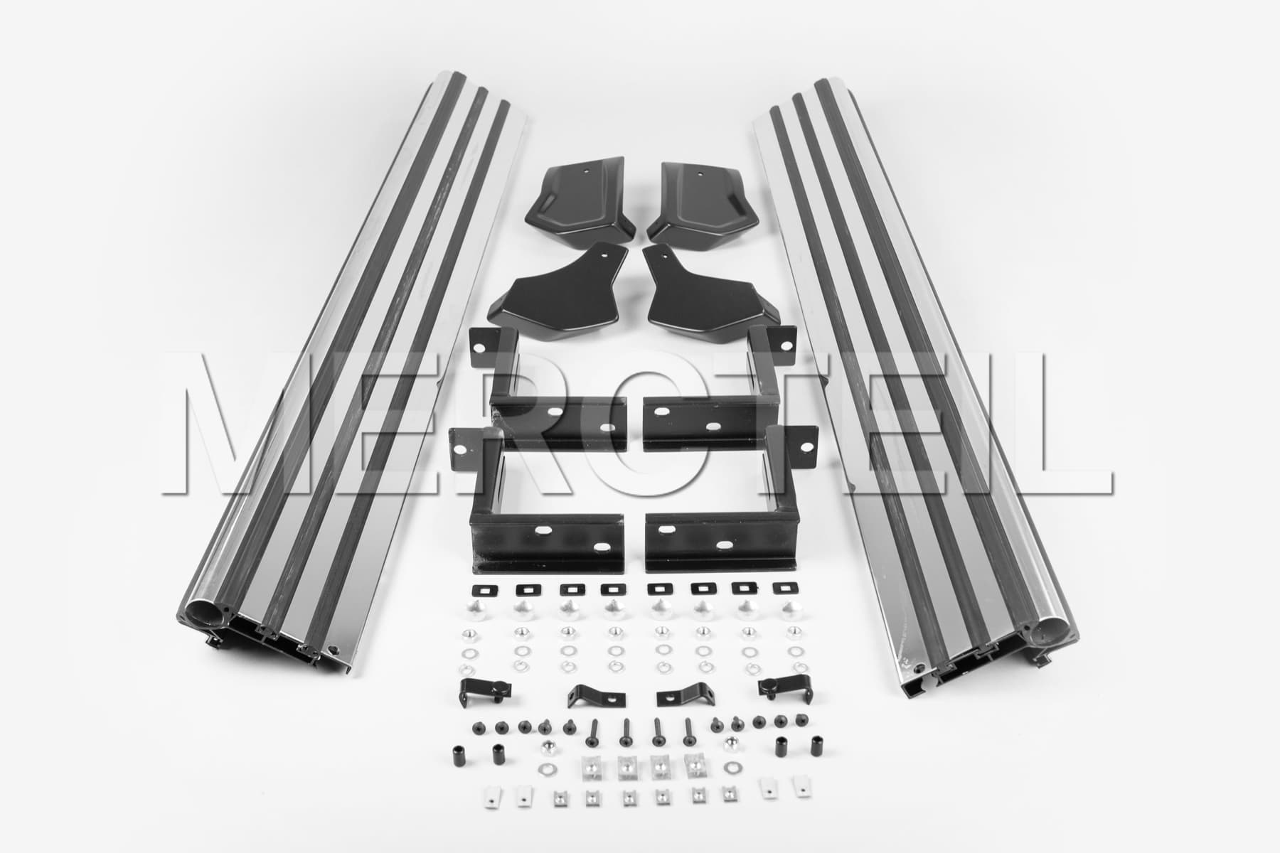 G Klasse Trittbretter 3-Tür kurzen Radstand Original Mercedes Benz (Teilenummer: B66880115)