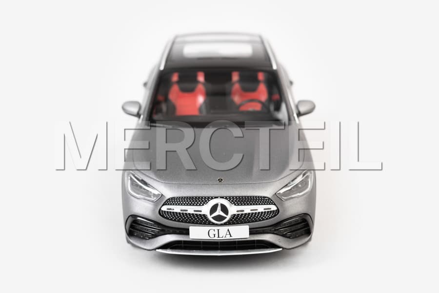 GLA Class AMG Line SUV 1:18 Model Car H247 Genuine Mercedes Benz Collection preview 0