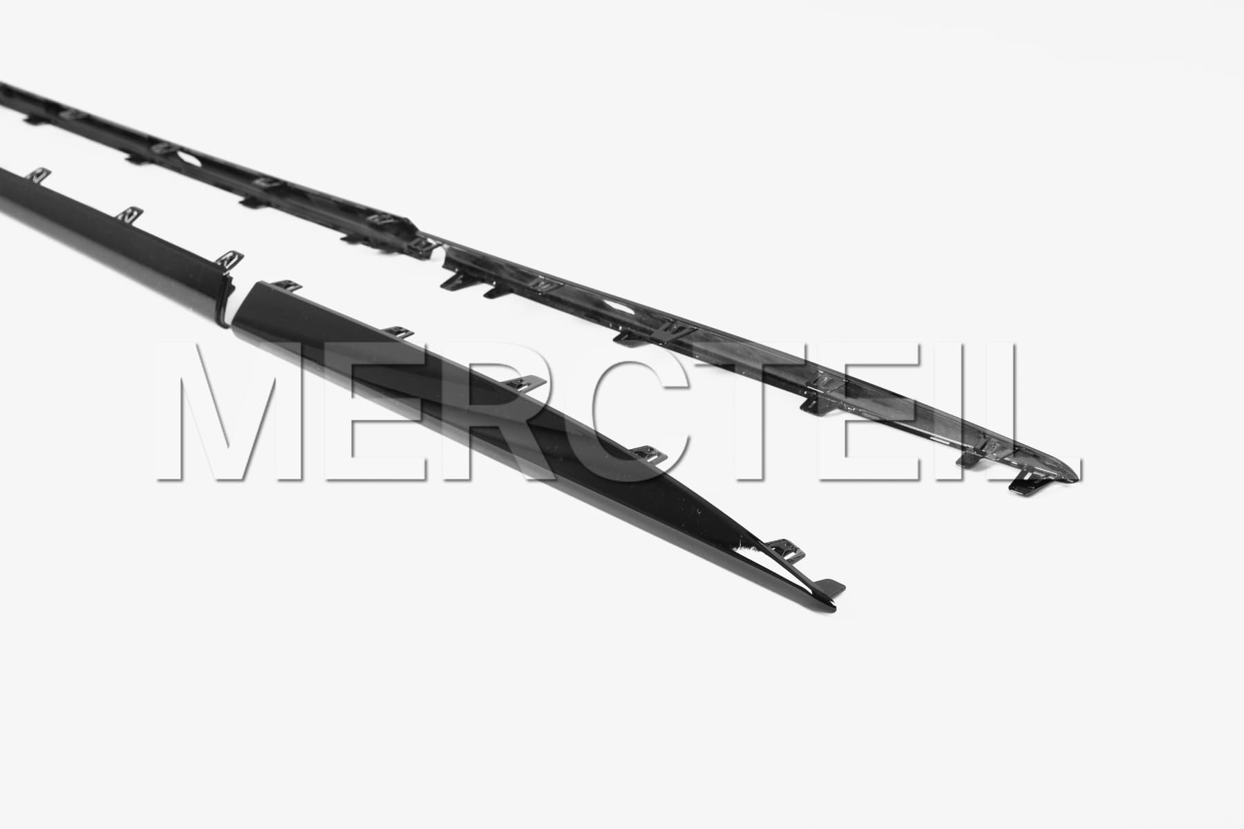 GLC63 AMG Night Package Side Skirts Molding Kit for GLC Class C/X253 Genuine Mercedes-AMG (Part number: A2536986300)