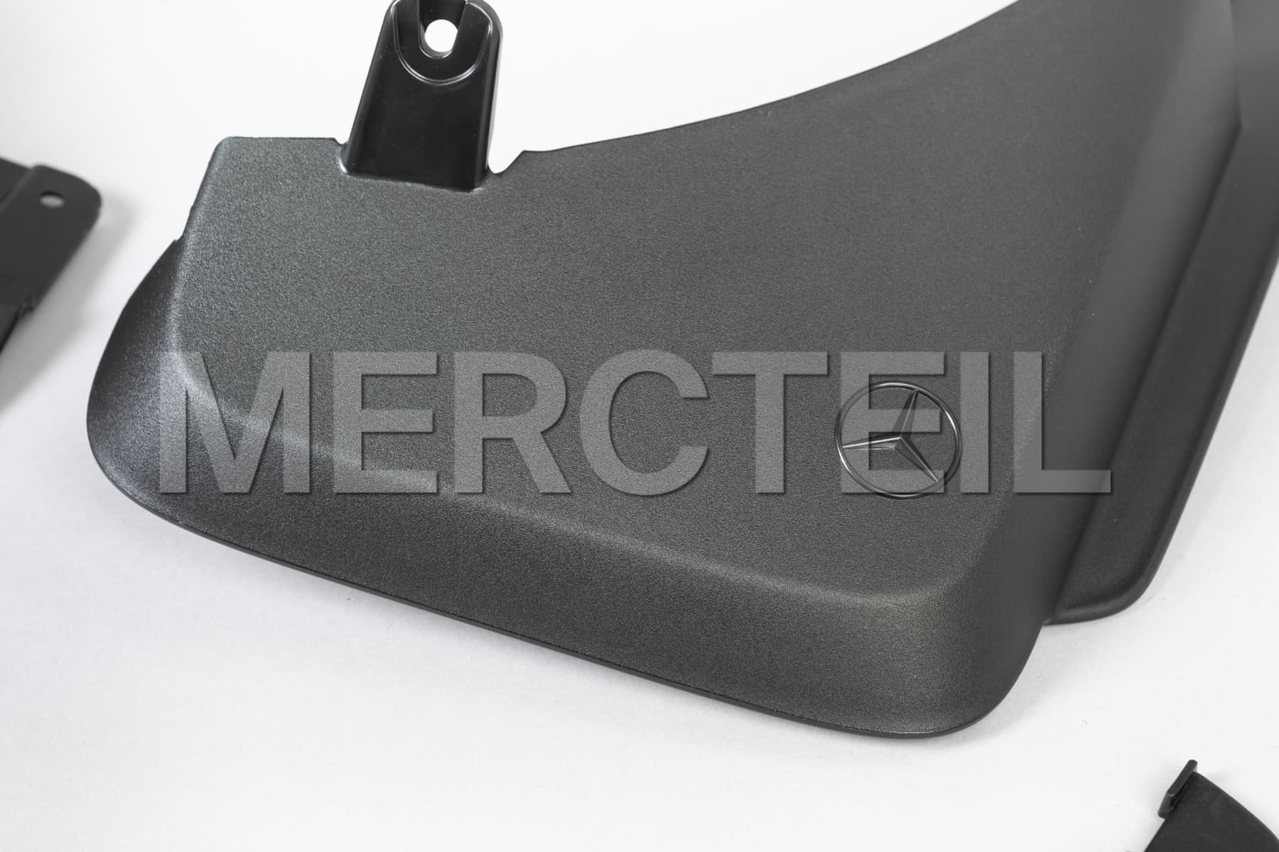 GLE Class SUV Mud Flaps Kit V167 Genuine Mercedes Benz (Part number: A1678902700)