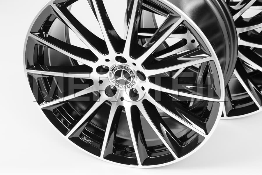 GLE Coupe Multi-Spoke Wheels R22 292 Genuine Mercedes-AMG