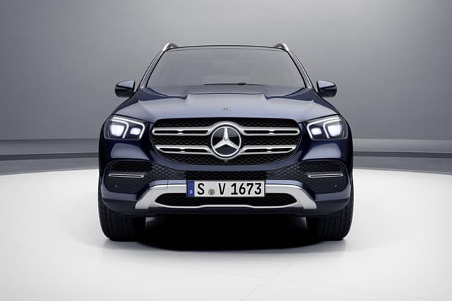 GLE GLS Facelift Illuminated Mercedes Star