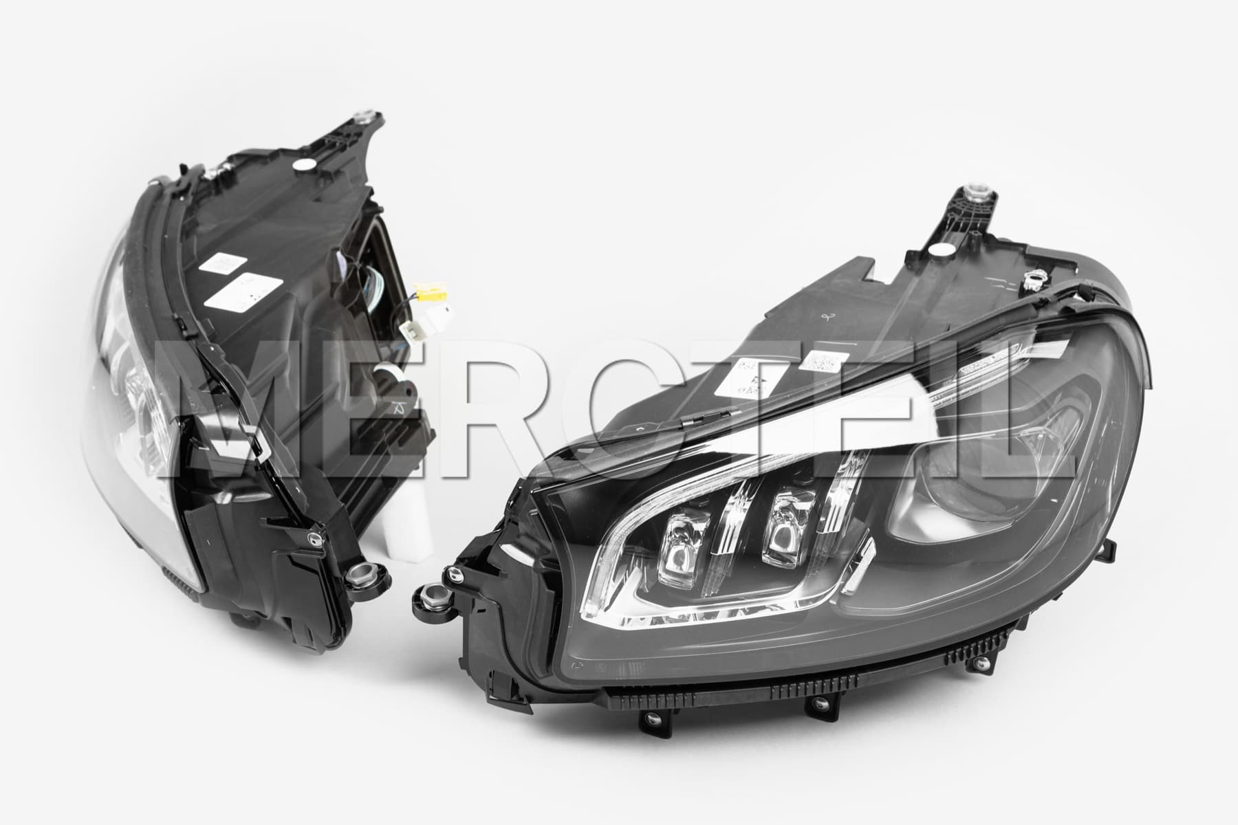 GLS Multibeam LED Headlights X167 Genuine Mercedes Benz (part number: 	
A1679065103)