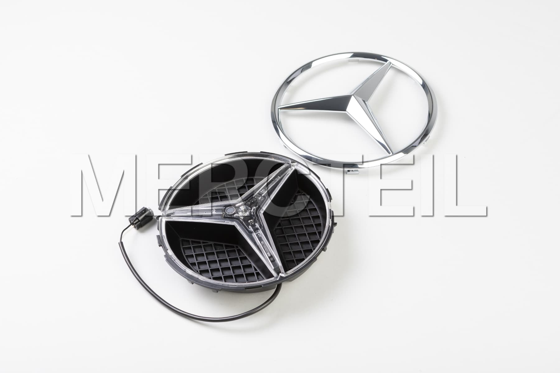 Illuminated LED Star Badge Enhancement Kit Genuine Mercedes-Benz (Part number: A2138179800)