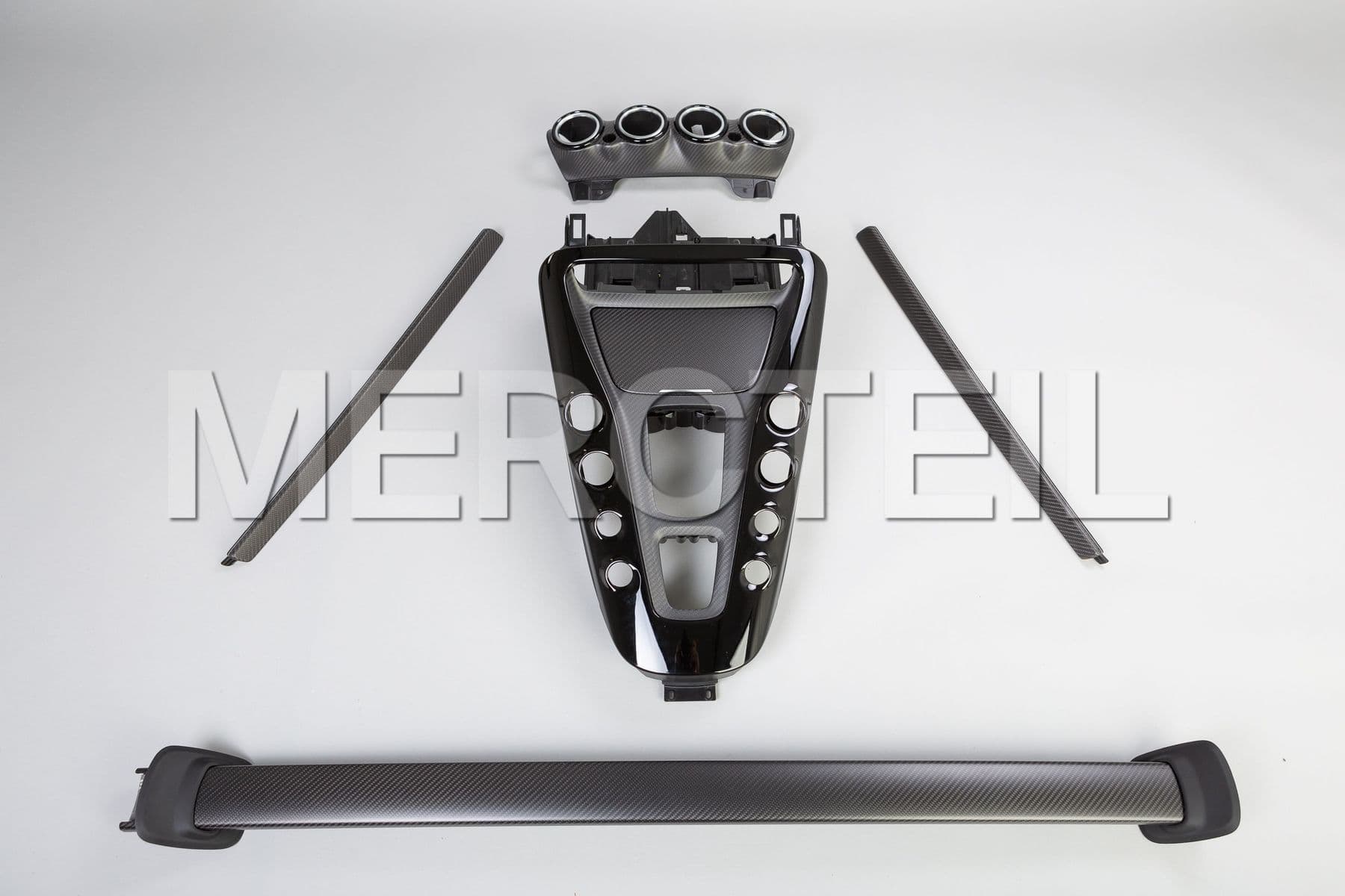 MC19068003 MERCEDES-BENZ CARBOM MAT KIT