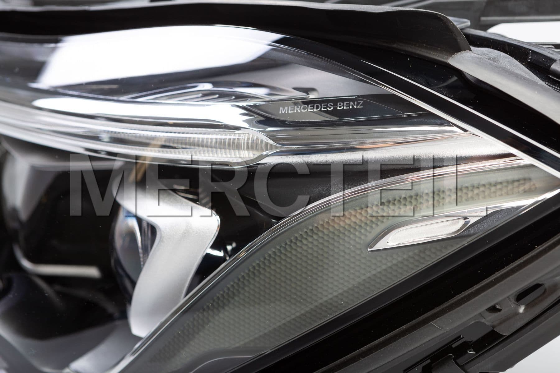 MC21882003 MERCEDES-BENZ AMG CLS63 FL FRONT LIGHT MATRIX LED +642  LHD