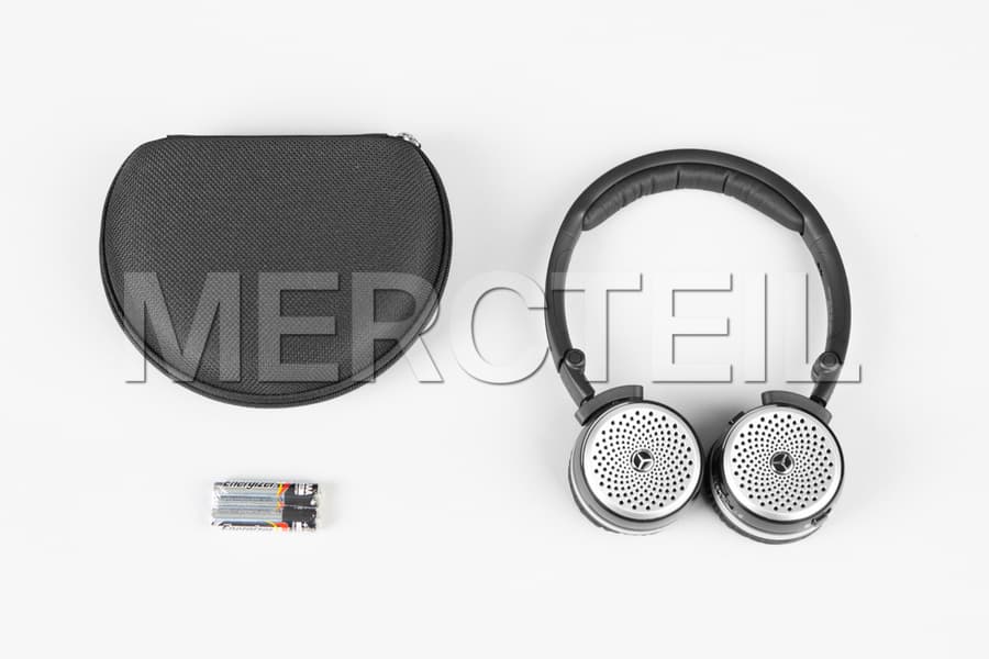 Mercedes AKG Headphones for Rear Seat Entertainment System preview 0