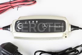Mercedes Battery Charger Genuine Mercedes Benz Accessories (part number: 	
A0009822921)
