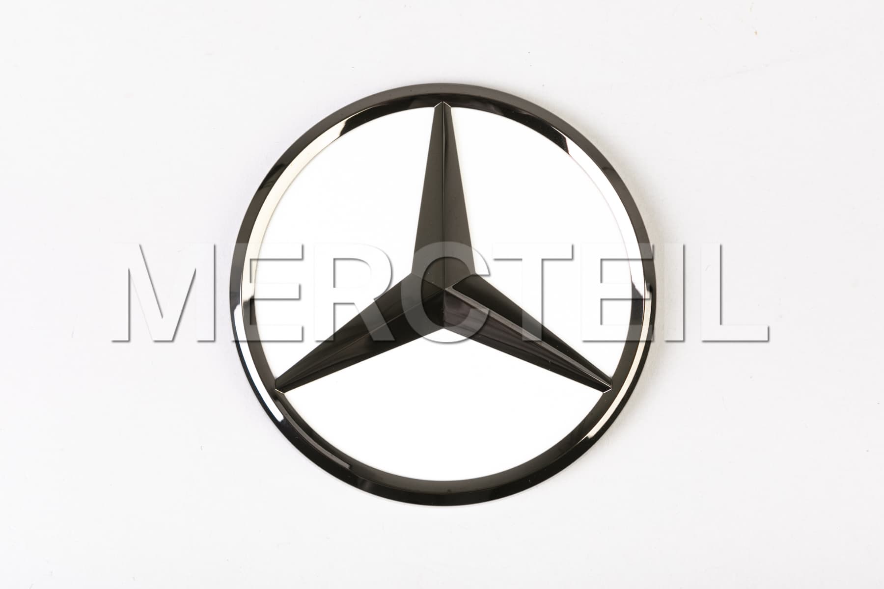 Mercedes Black Star Base Plate in Black Genuine Mercedes-Benz A0998106803