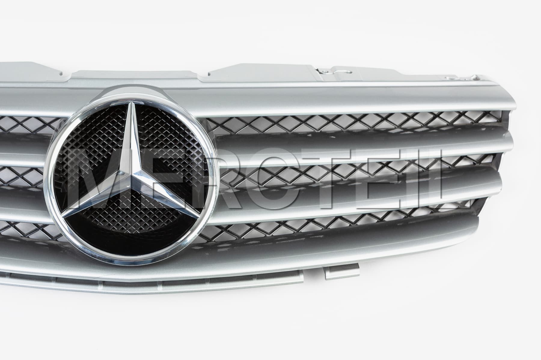 Mercedes SL 550 Radiator Grille Genuine Mercedes Benz (part number: 2308800683)