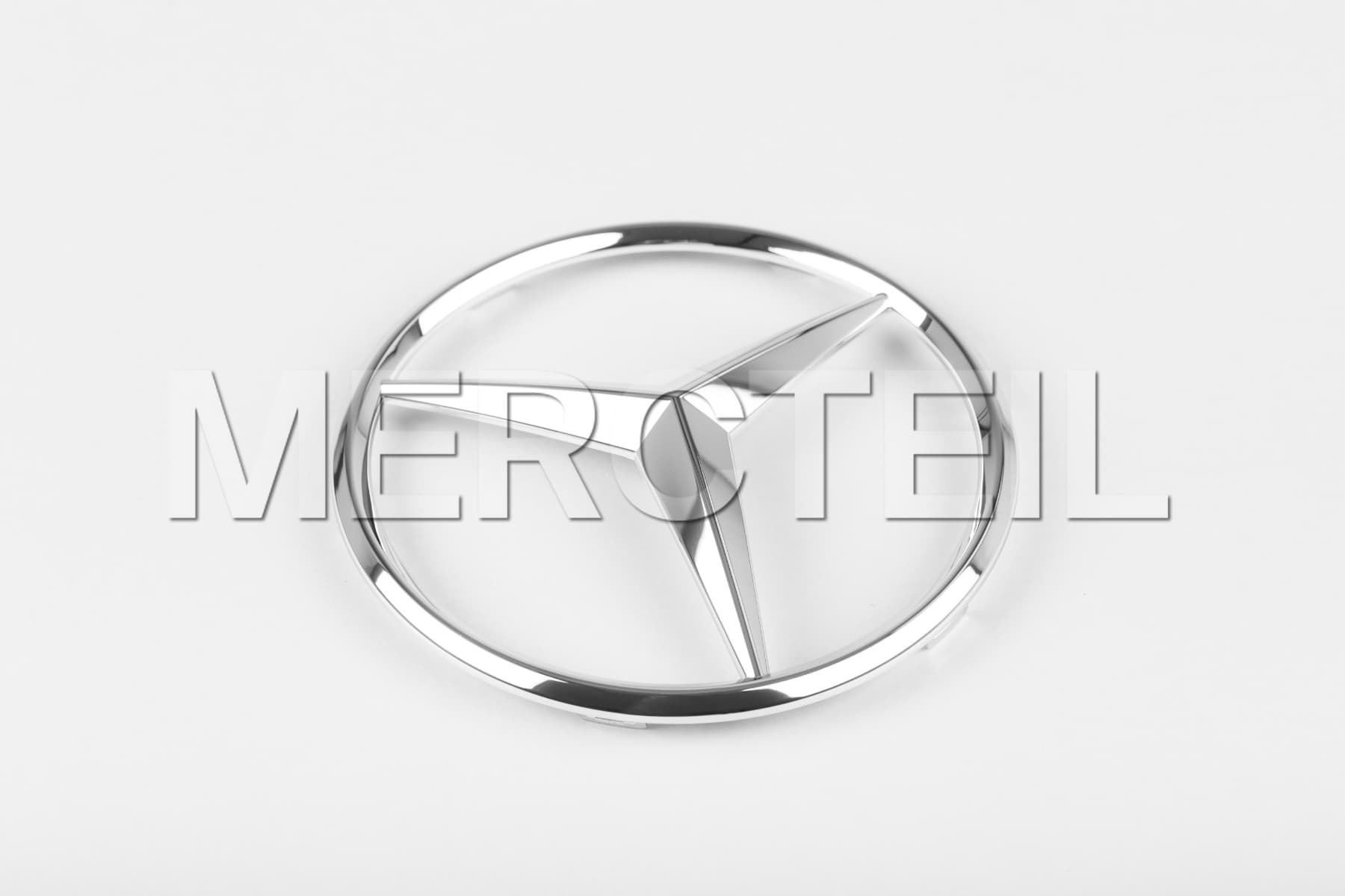 Chrome Radiator Grille Star Emblem Badge Genuine Mercedes Benz (part number: 	
A2078170016)