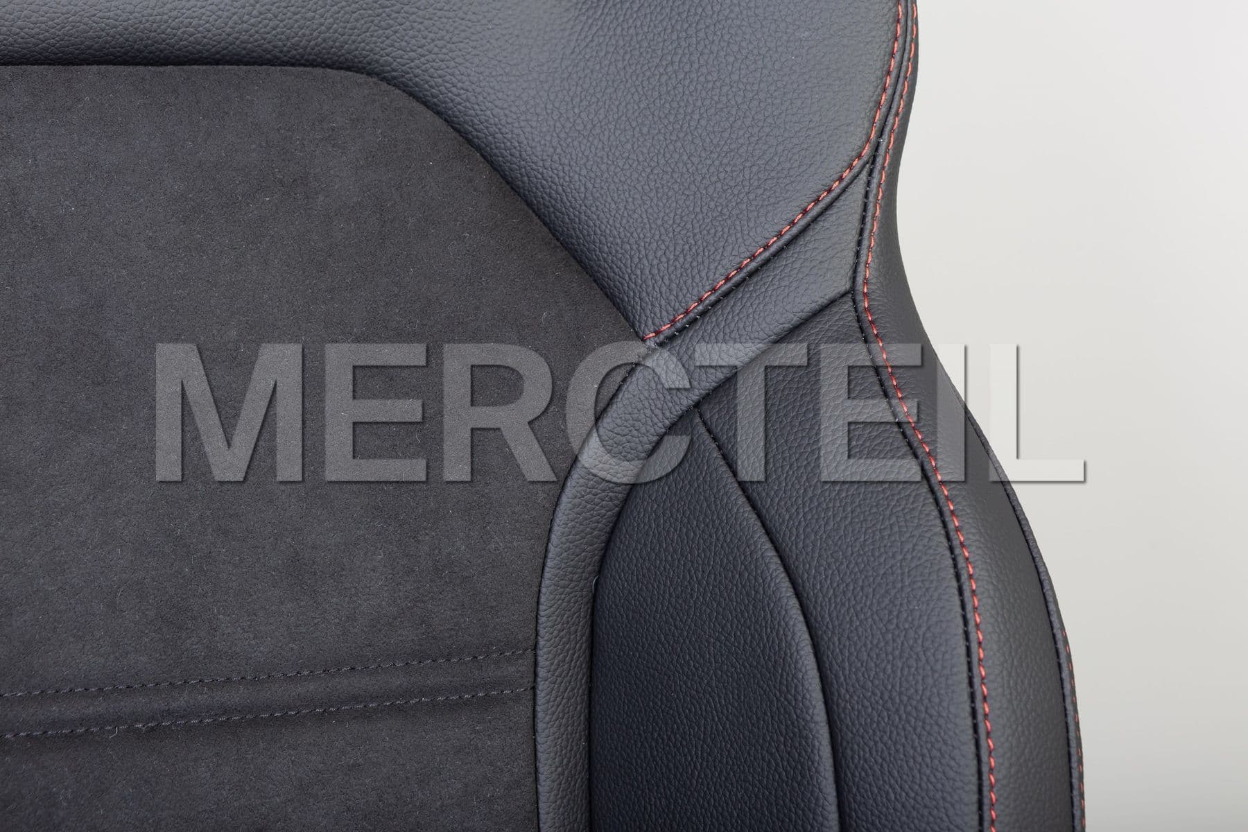 MW20568015 MERCEDES-BENZ FL/AMG Performance Seats/R - Steering/ Alcantara/Black/Red Stitching