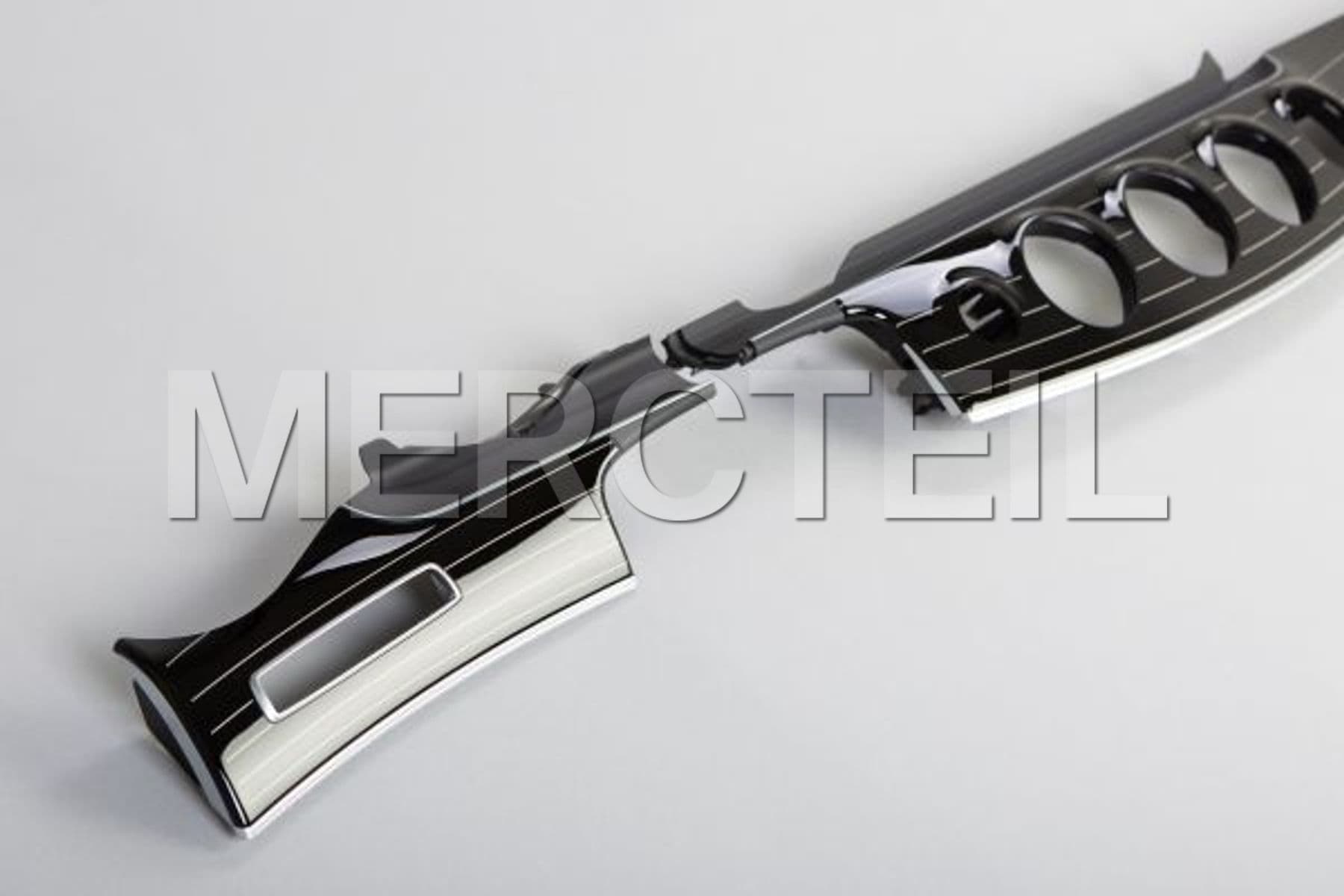 Buy the spare part Mercedes-Benz MW21368023 w 213 front piano