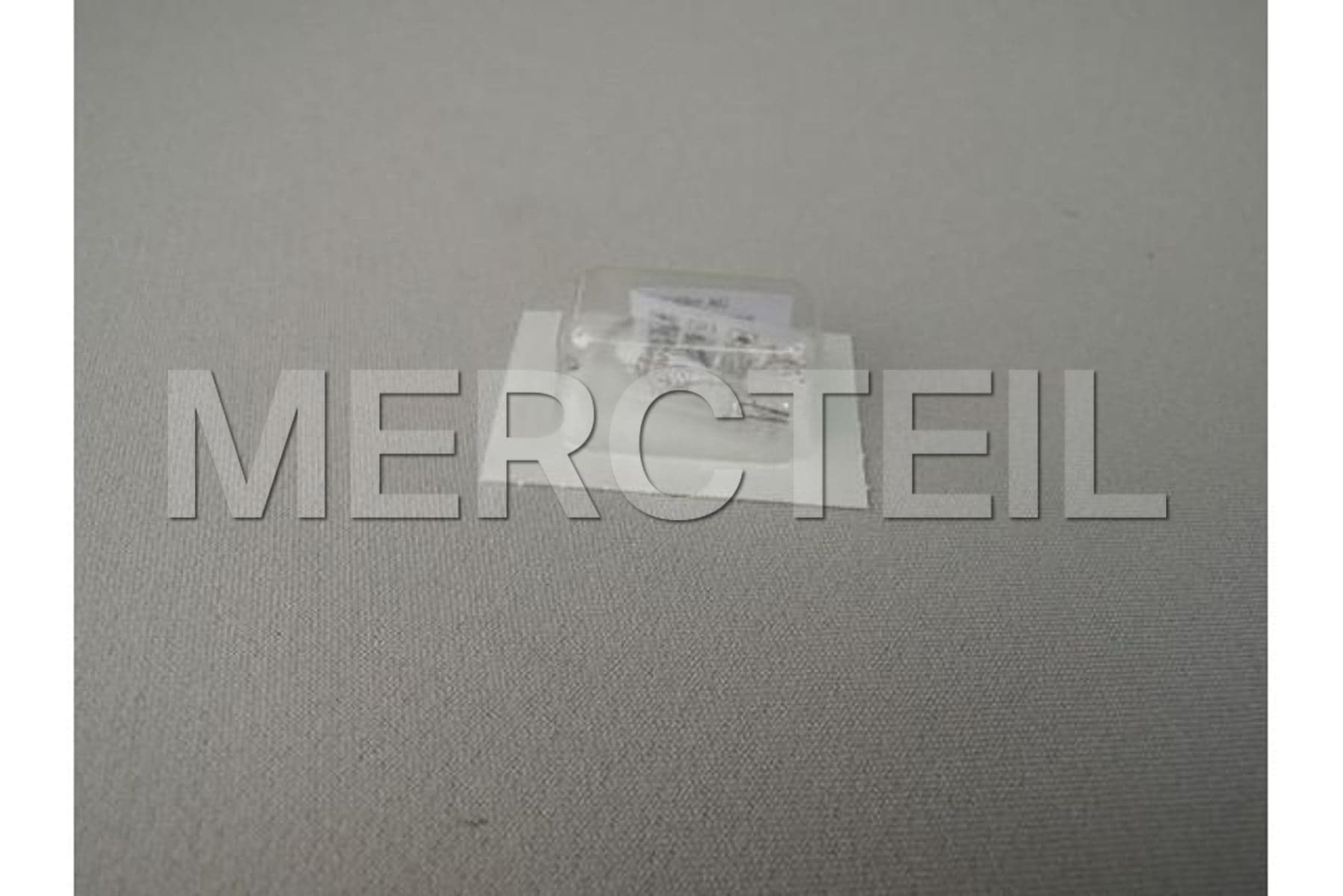 N000000008154 MERCEDES-BENZ GLUEHLAMPE