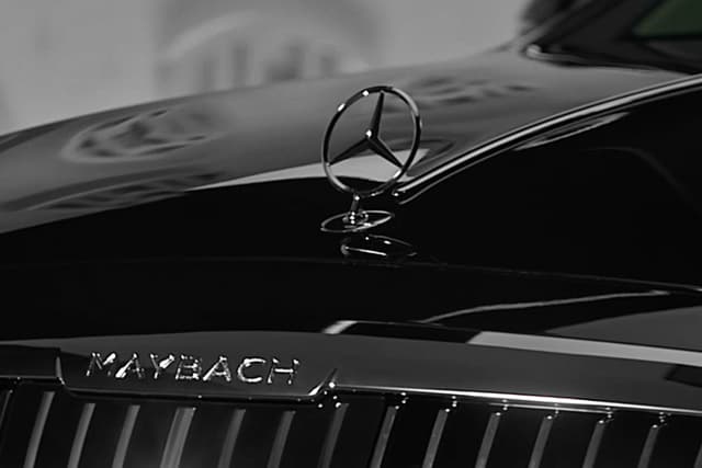 Maybach Night Series Kühlerfigur Original Mercedes-Benz (Teilenummer: A2238177300)