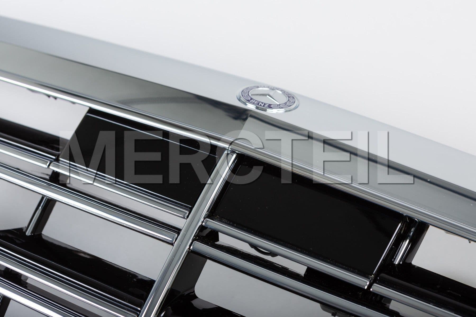 Maybach/S600 Radiator Grille (Double Lamella) for S-Class (part number: A22288017839040)