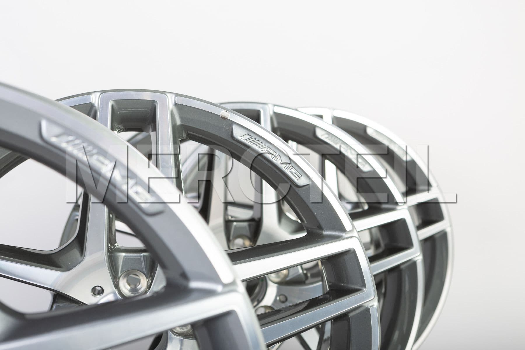 S Class AMG Alloy Wheels 19 Inch Genuine Mercedes AMG (part number: A22240101007X21)