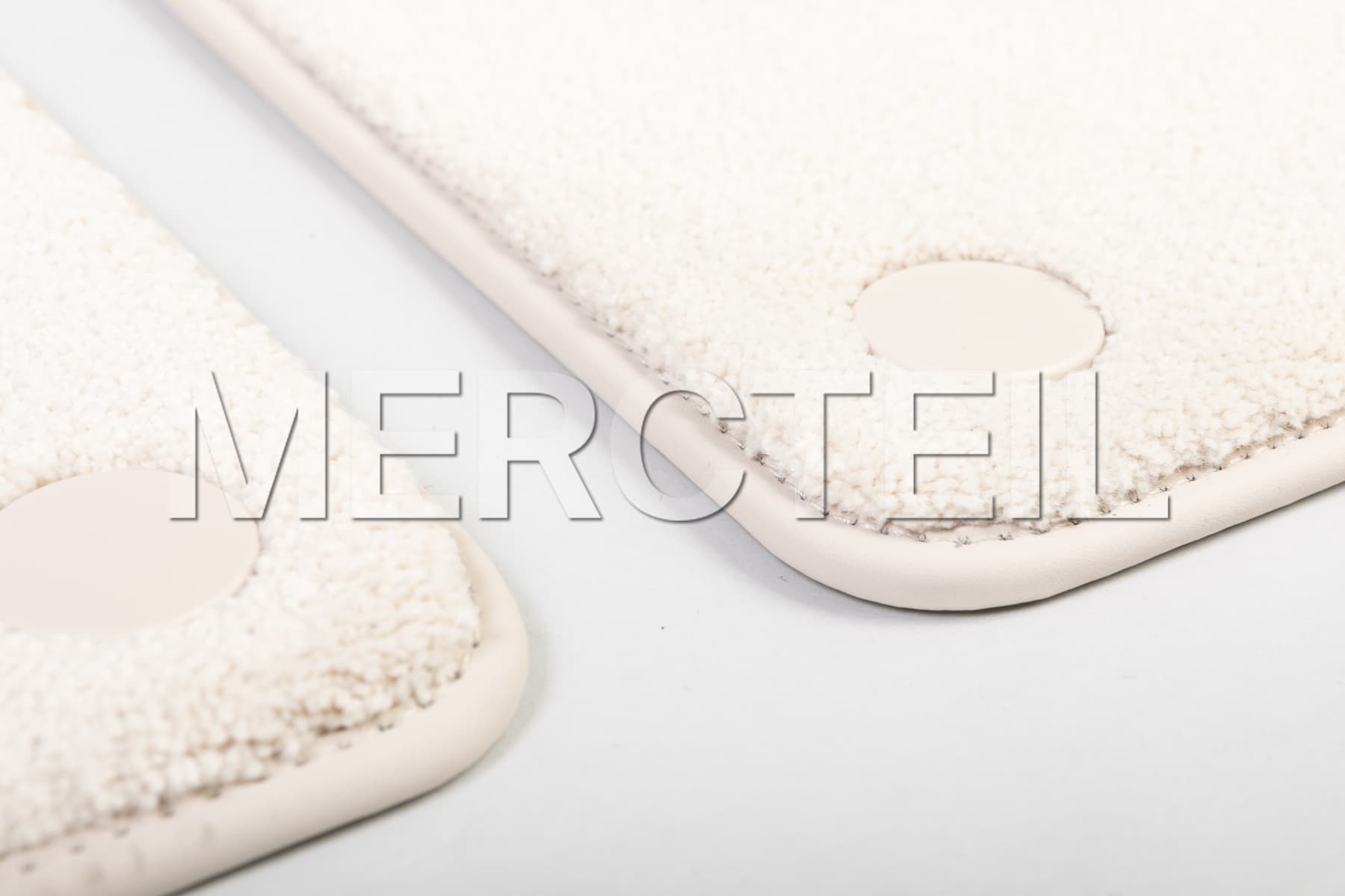 Maybach Floor Mats Exclusive Velour Set Macchiato Beige S-Class Z223 LHD / RHD Genuine Mercedes-Maybach (Part number: A22368068038V00)