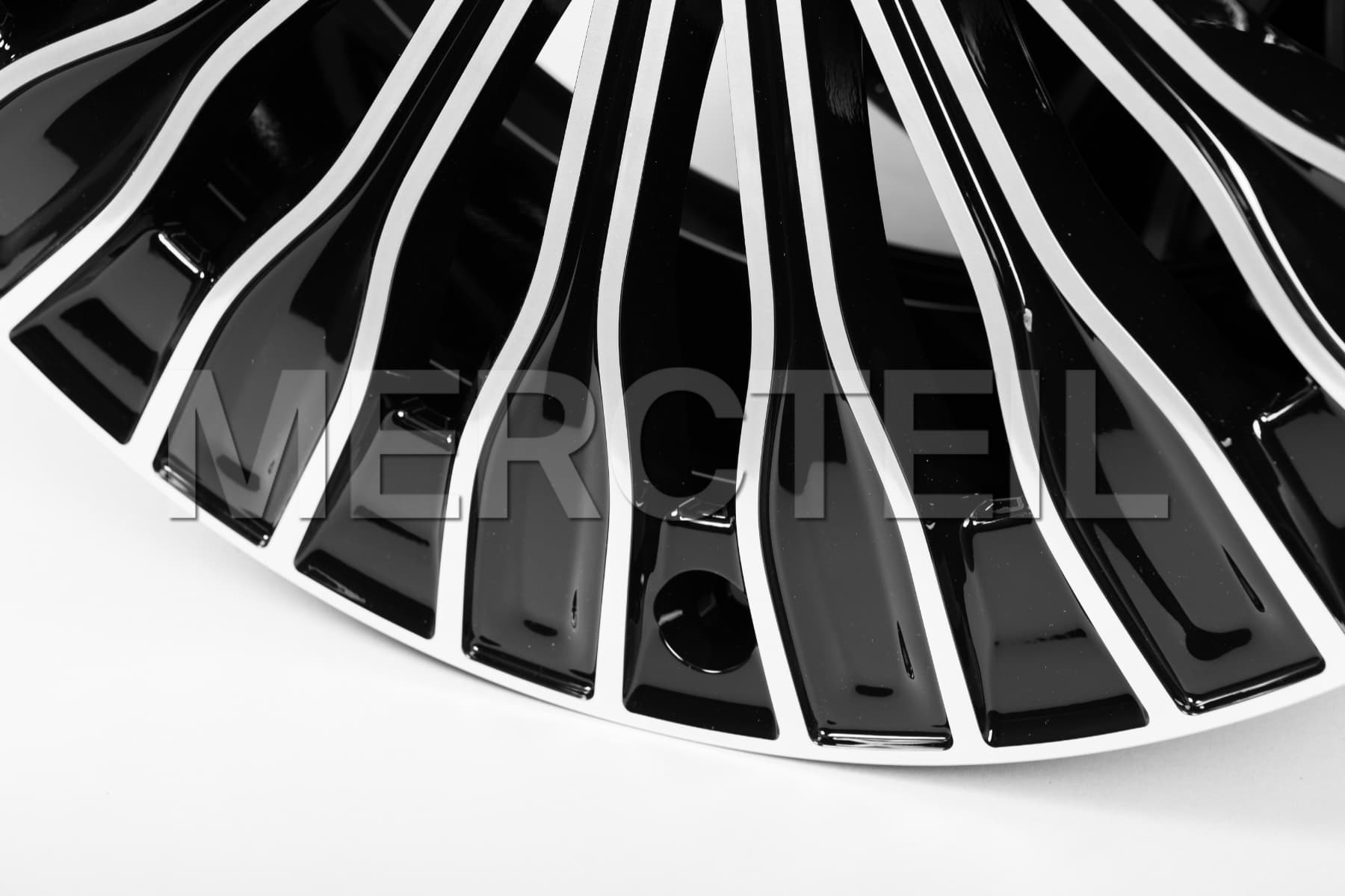S Class Maybach Multi Spoke Wheels W223 Genuine Mercedes Benz (part number: A22340144007X23)