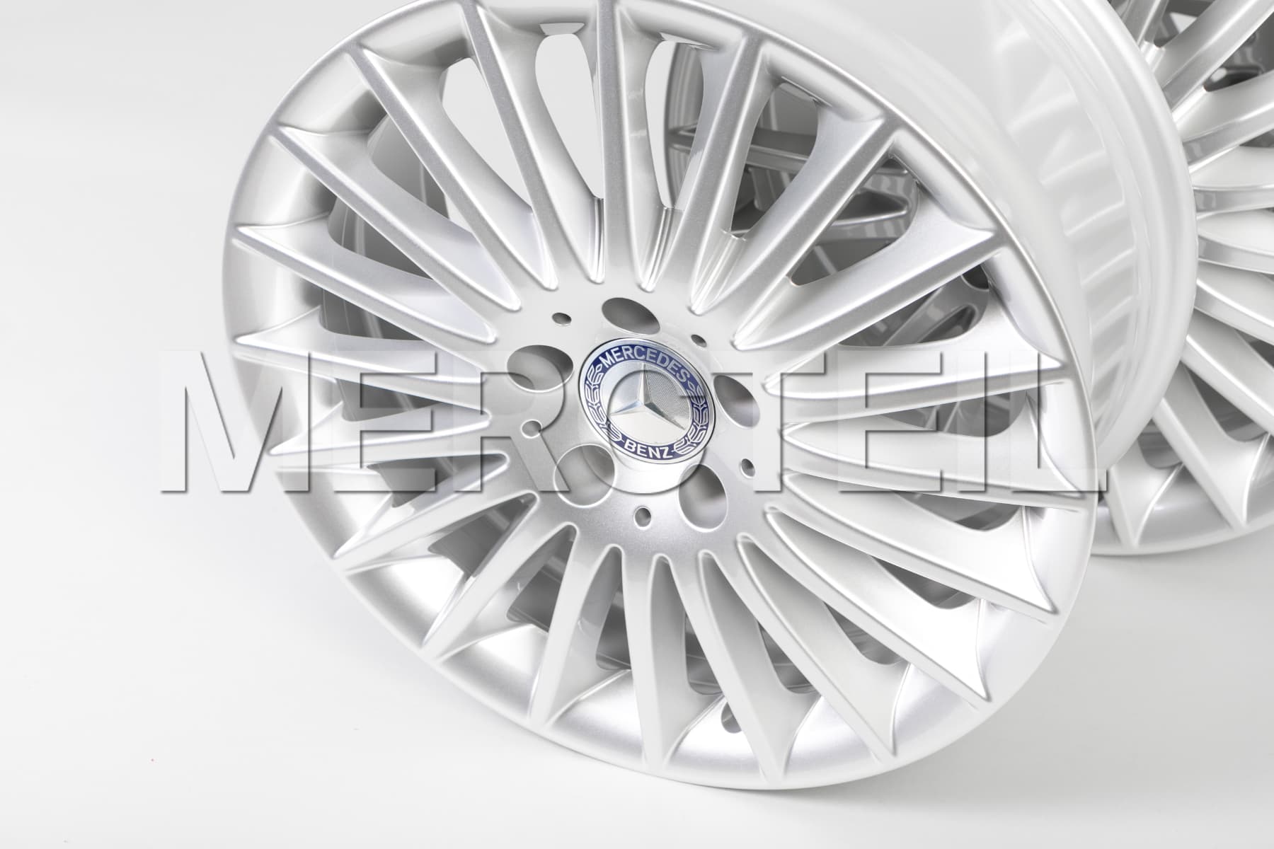S Class Multispoke Silver Vanadium Wheel Set R19 W/V222 Genuine Mercedes-Benz (Part number: A22240116027X45)