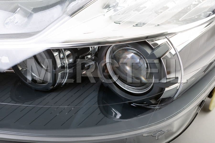 SL Class Facelift Xenon Headlights Genuine Mercedes Benz preview 0