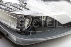 SL Class Facelift Xenon Headlights R230 Genuine Mercedes Benz (part number: A2308204459)