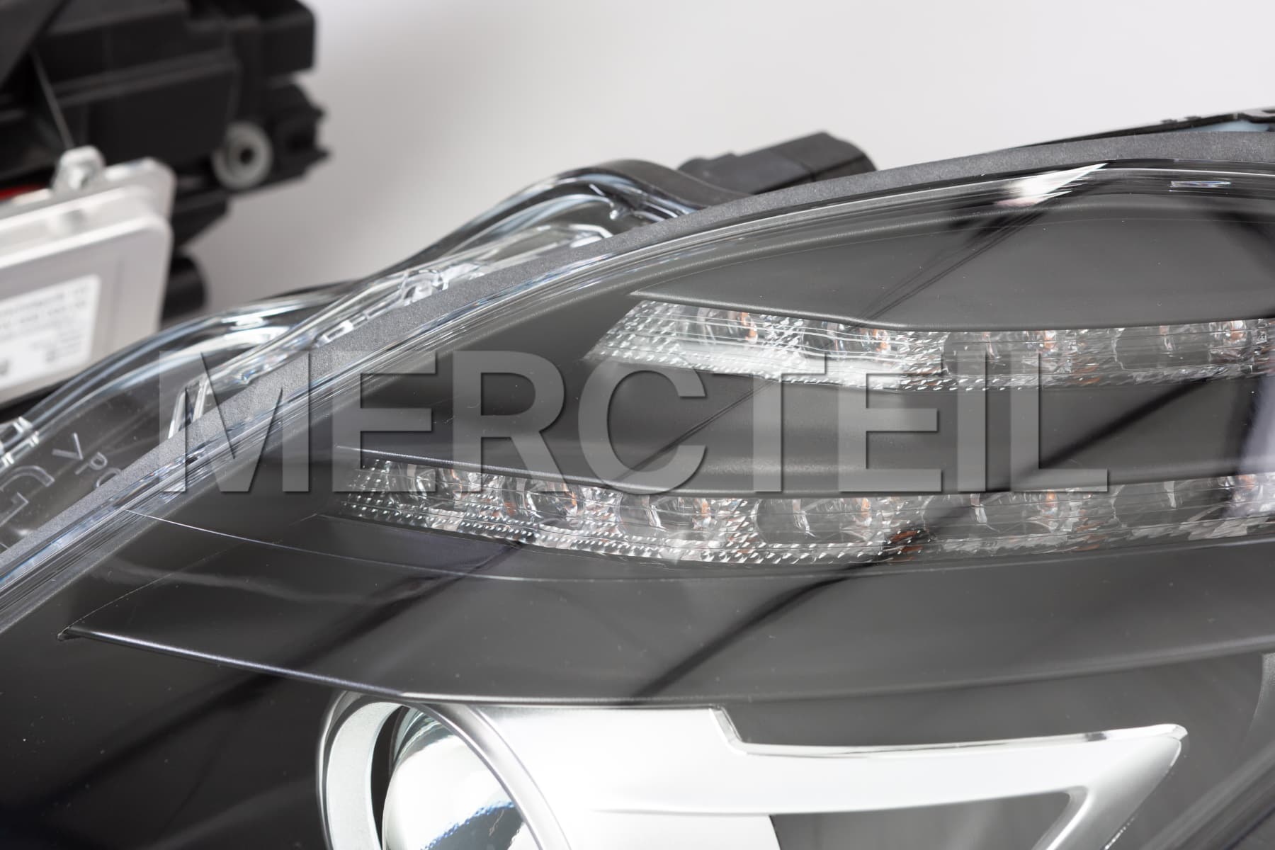 SLS AMG Black Series / GT Headlights C197 Genuine Mercedes Benz (part number: A1978203061)
