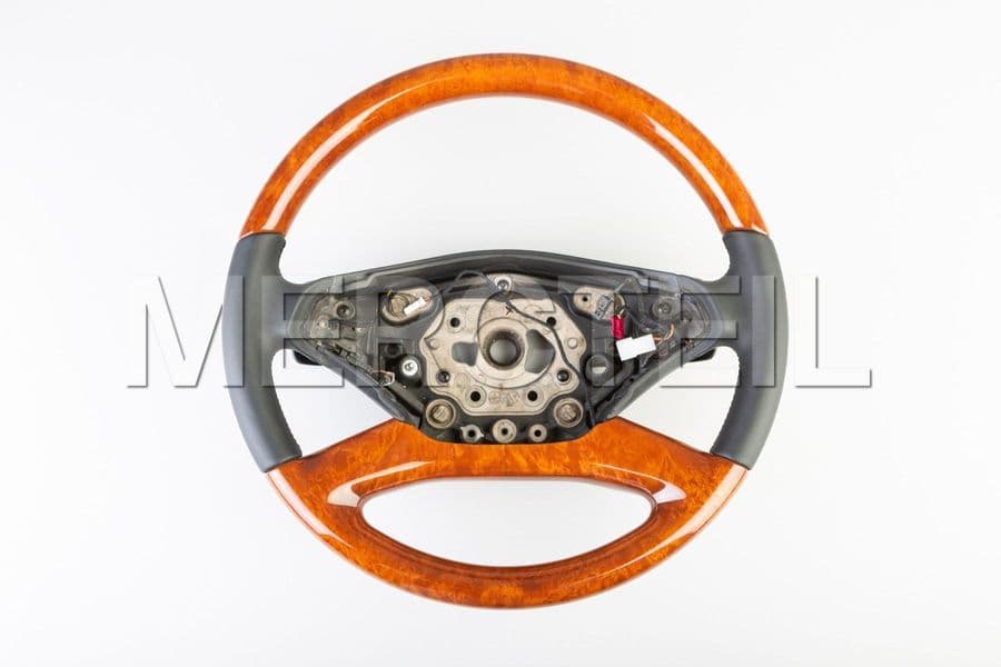 Steering Wheel With Burred Walnut Trims for S-Class & CL-Class preview 0