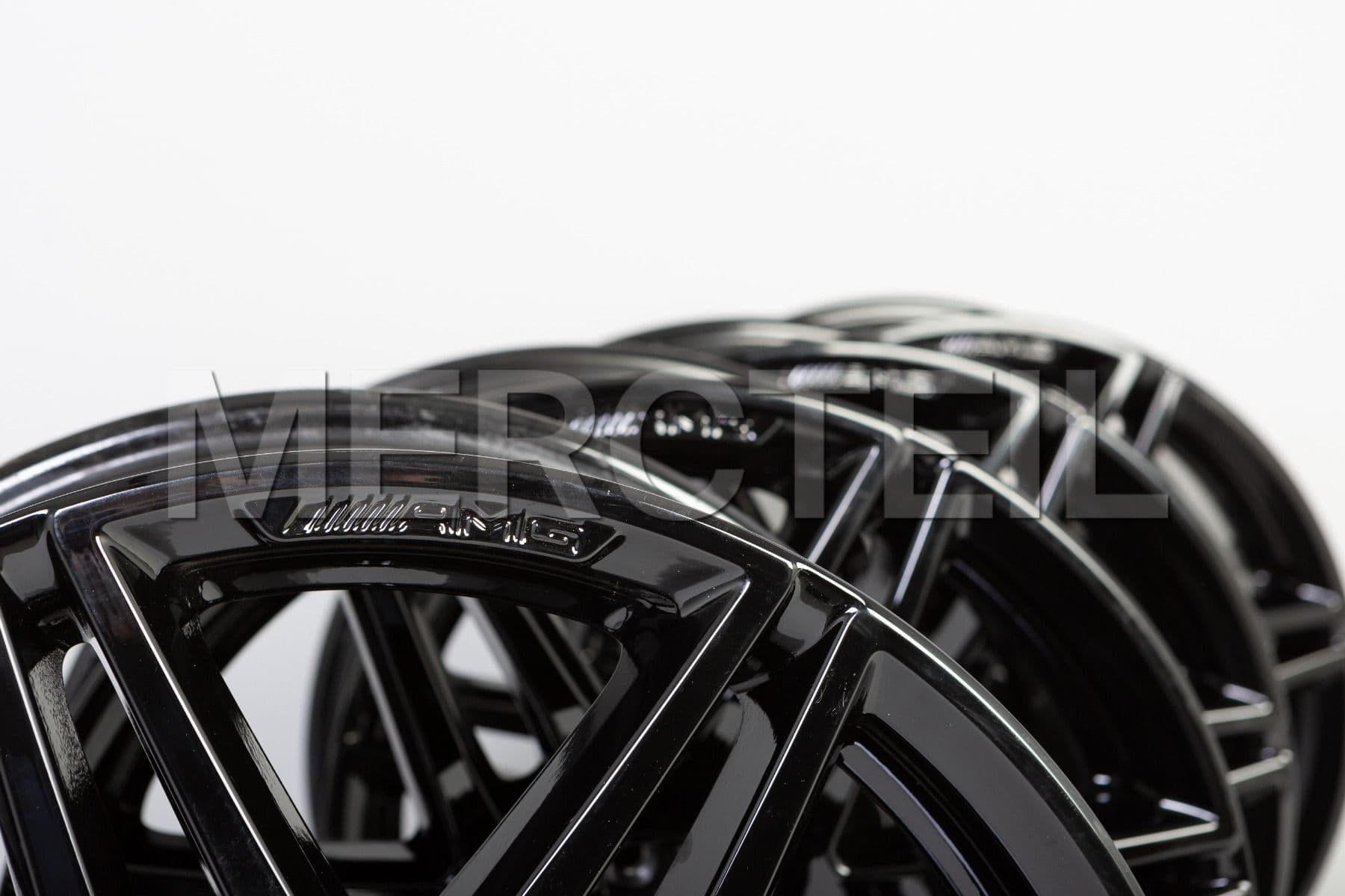 V Class AMG Alloy Black Wheels 19 Inch Genuine Mercedes AMG (part number:  A44740151007X43)
