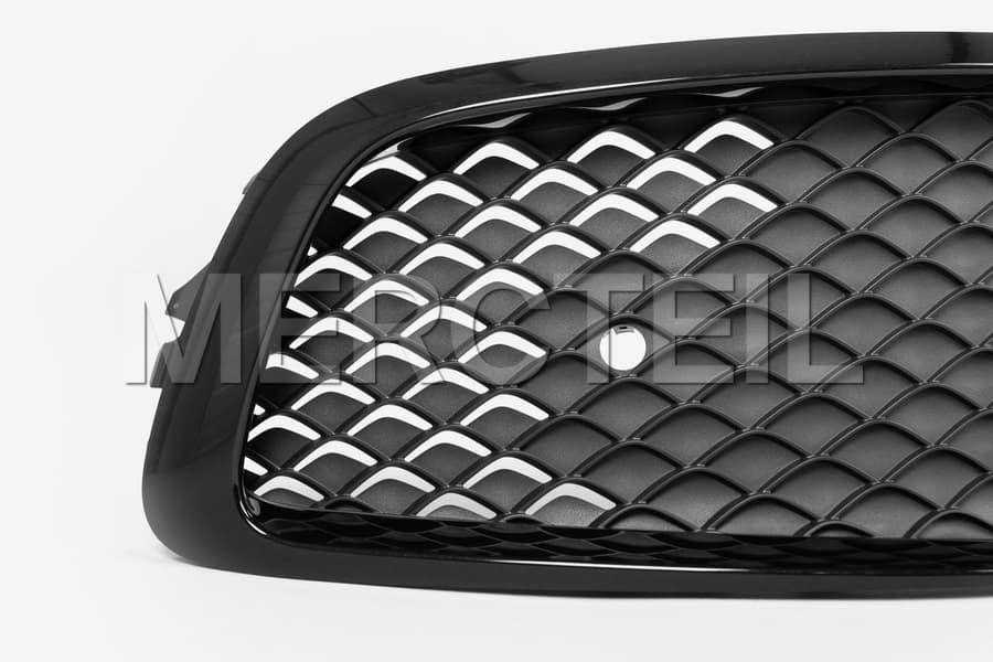 V-Class Facelift Avantgarde Obsidian black Side Grids 447 Genuine Mercedes- Benz
