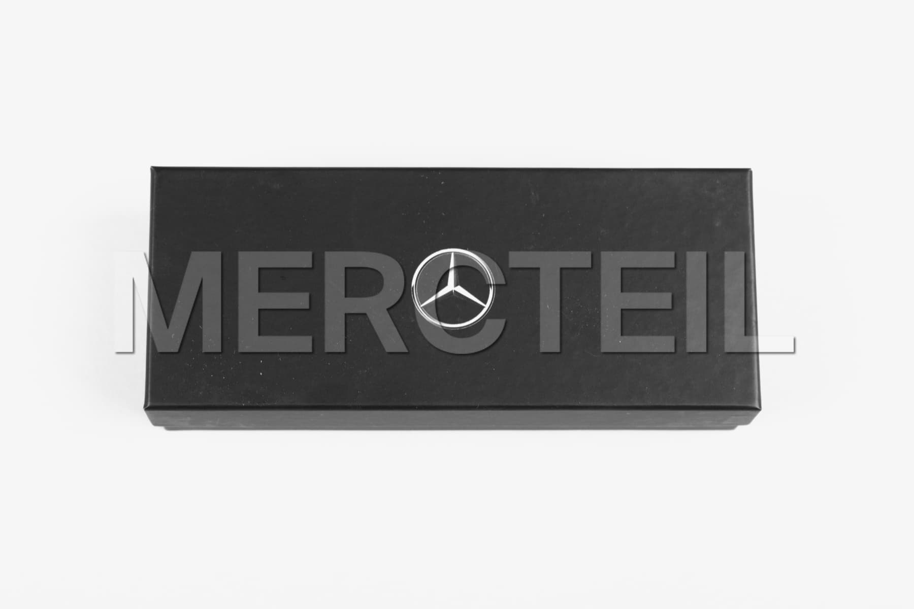 White Leather Key Wallet 5th Generation Genuine Mercedes-Benz (part number: B66958405)